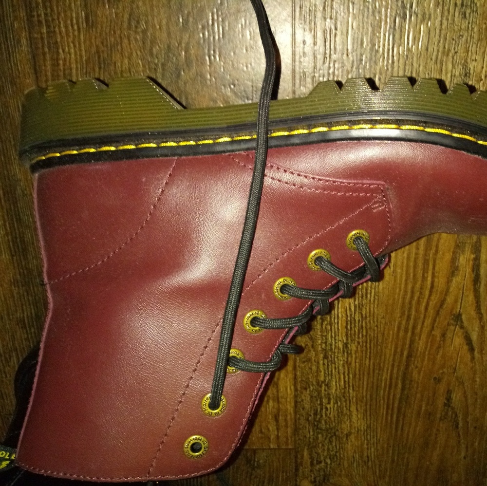 Dr. Martians womens boots